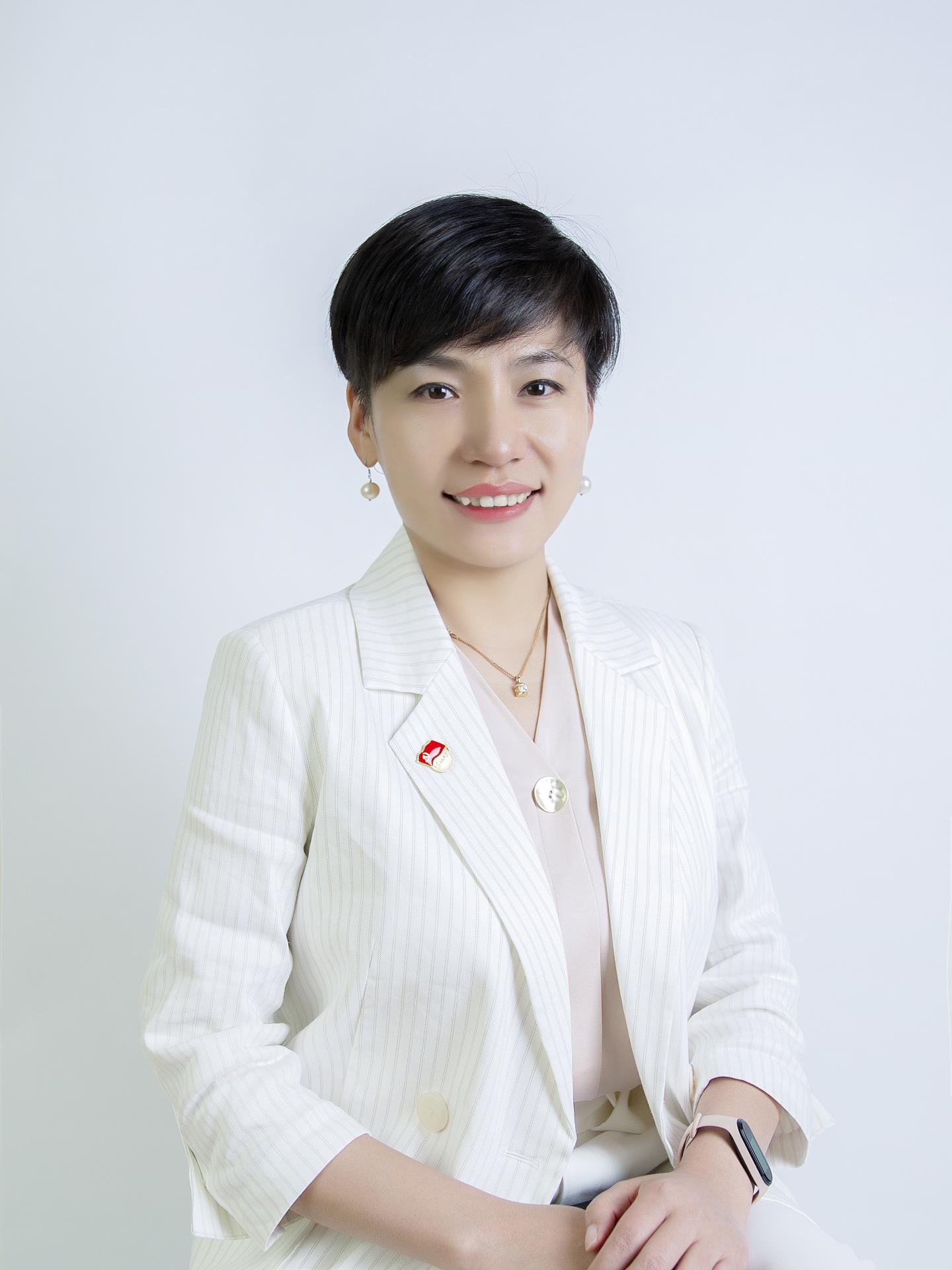 TITAN Women In Business and Leadership Awards Winner - ZHANG CHUANGUI gallery