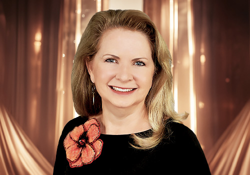 TITAN Women In Business and Leadership Awards Winner - BEYOND HC LLC - Cathlynn Nigh, Outstanding Female Entrepreneur