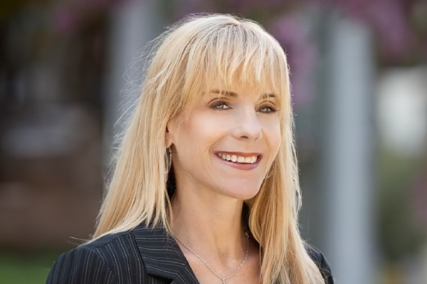 TITAN Women In Business Awards - Kelli Smith Triumphs with Gold Award for Female Executive of the Year - Customer Services!